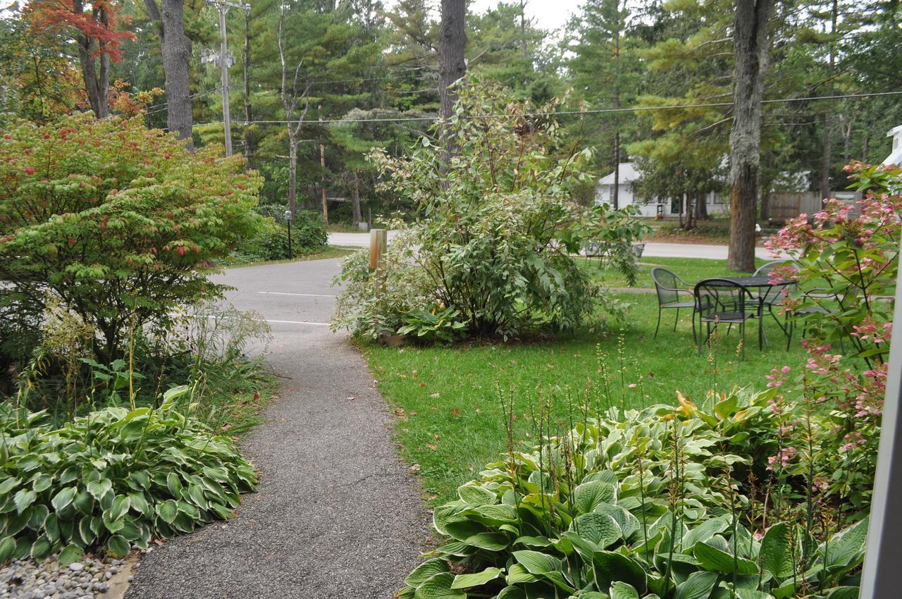 The M-22 Inn Glen Arbor Buitenkant foto